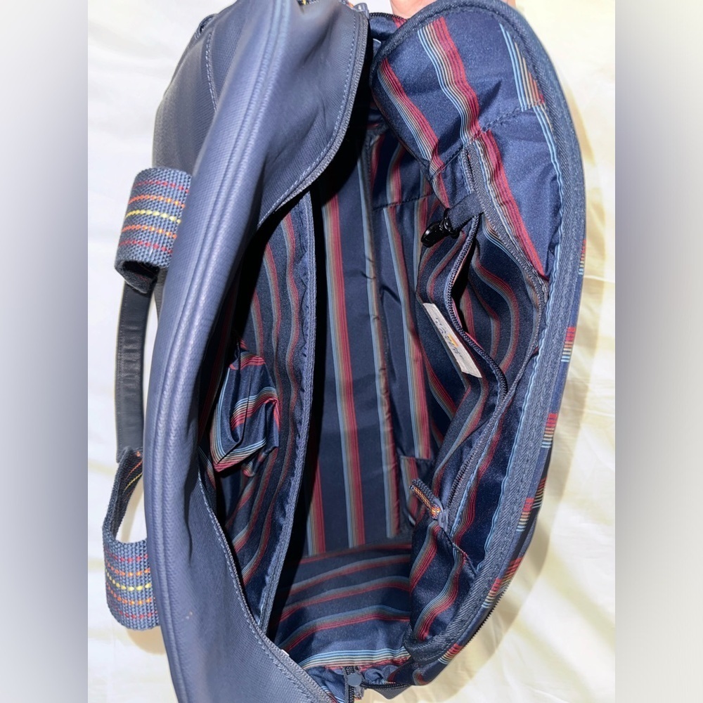 Marine Layer Overnight Bag - Picture 3 of 7